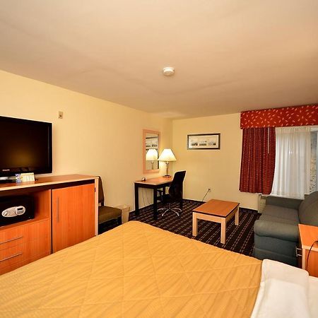 Baymont By Wyndham North Dartmouth Fall River Extérieur photo