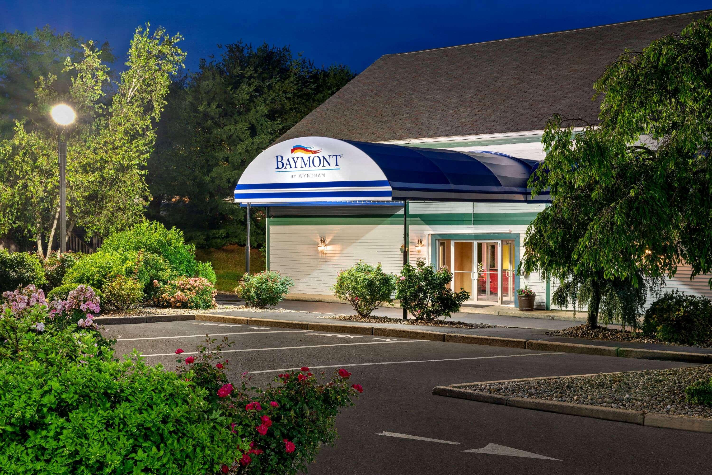 Baymont By Wyndham North Dartmouth Fall River Extérieur photo