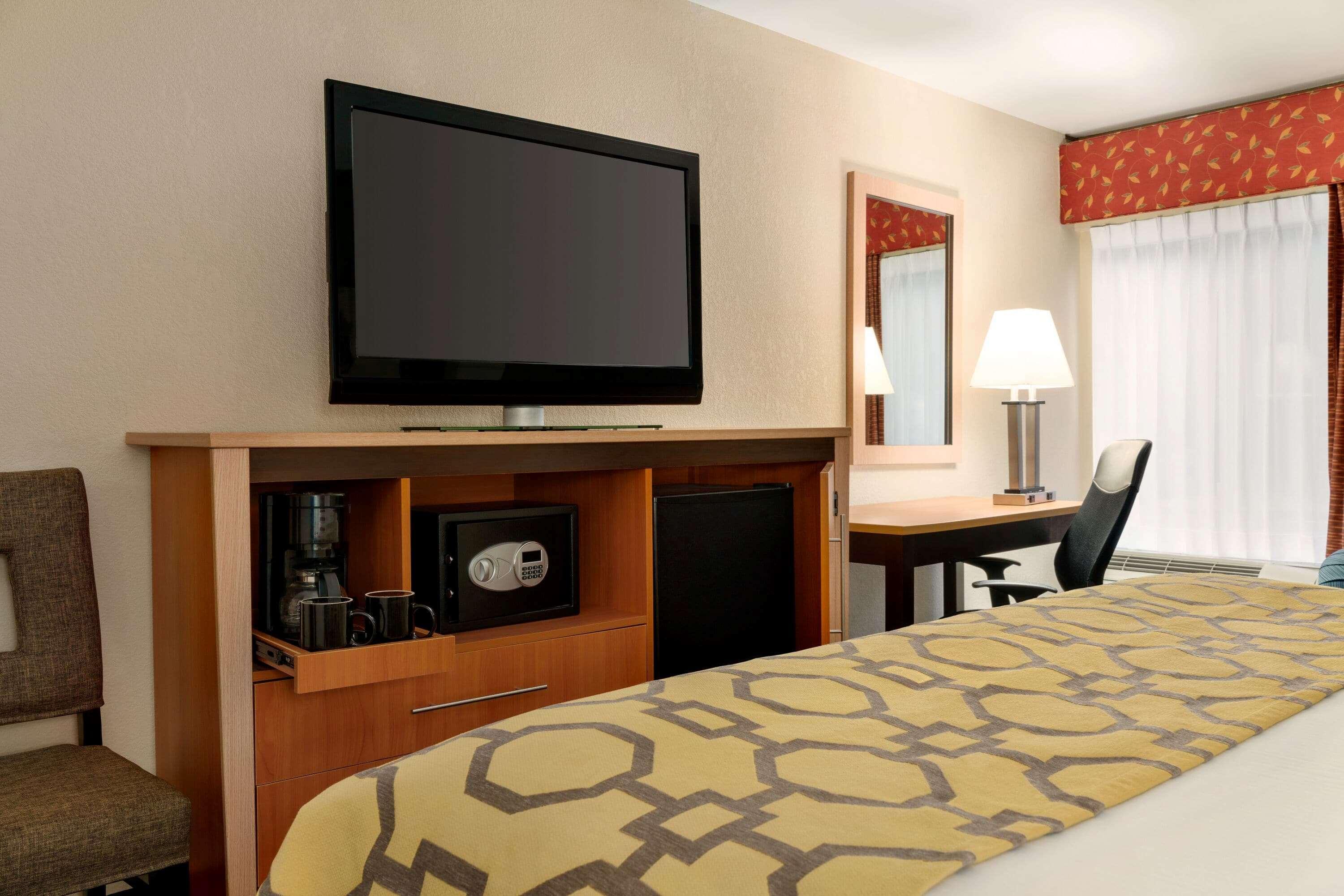 Baymont By Wyndham North Dartmouth Fall River Extérieur photo